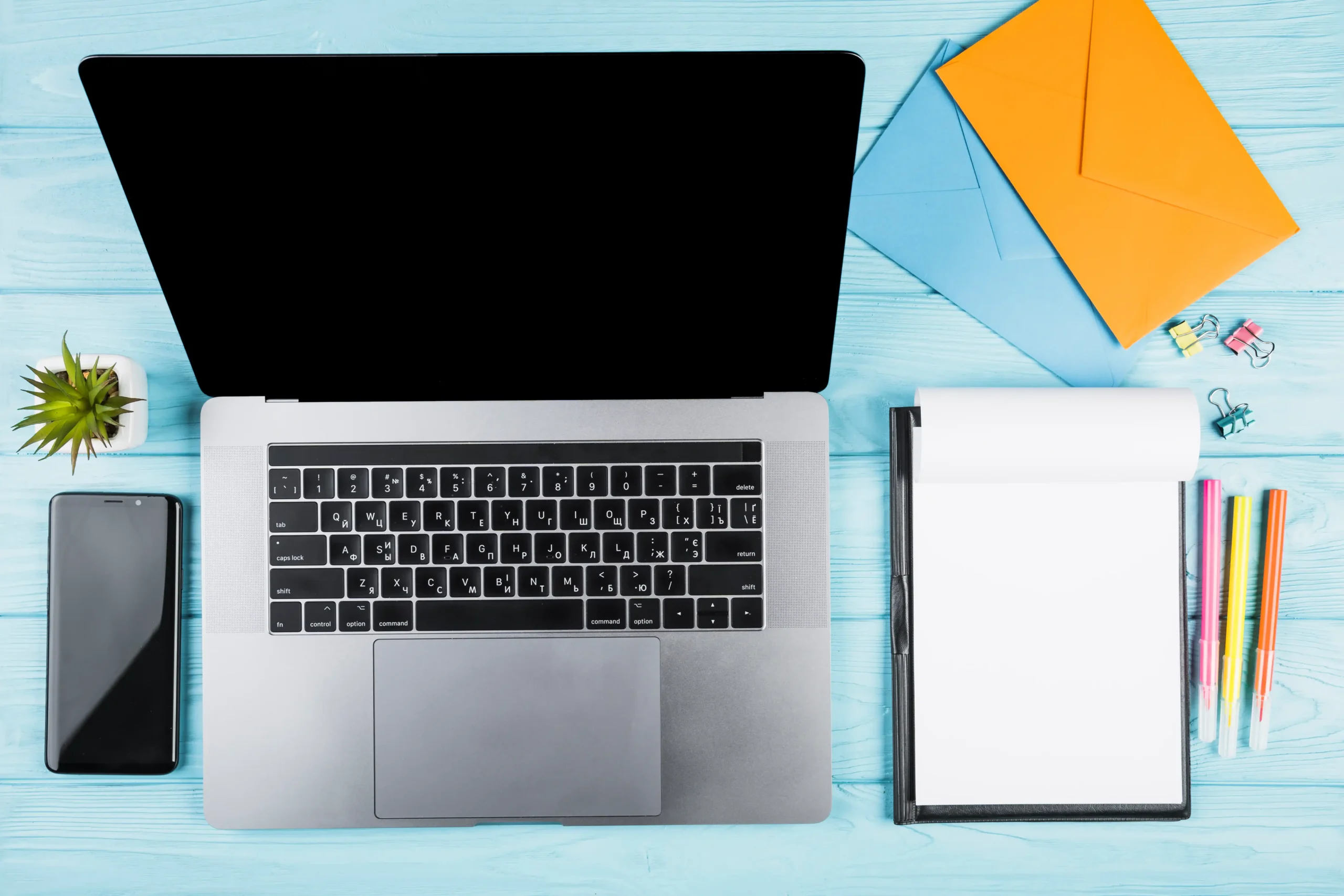 Power-of-digital-marketing-work-space